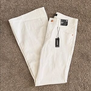 Express Women's Cream Flare Jeans